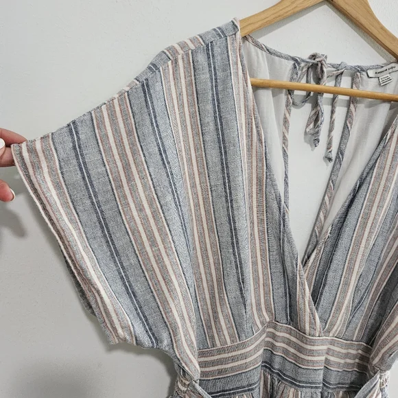 AMERICAN EAGLE Women's Striped Jumpsuit Romper Belted - Picture 4 of 14